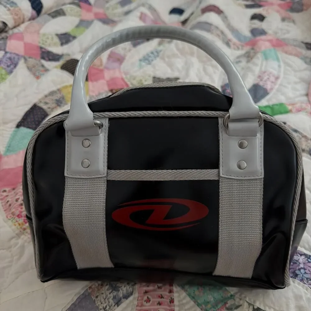 DKNY 2000s vintage sporty diesel handbag purse nylon sporty 90s style